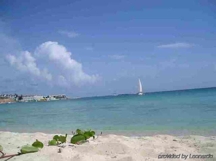 Turquoise Shell Inn เกาะเซนต์มาร์ติน ภายนอก รูปภาพ